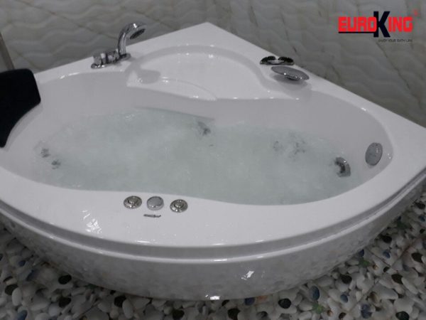 Bồn tắm góc massage Euroking EU-6600